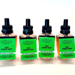 ICED GINGER SNAP Wallflowers